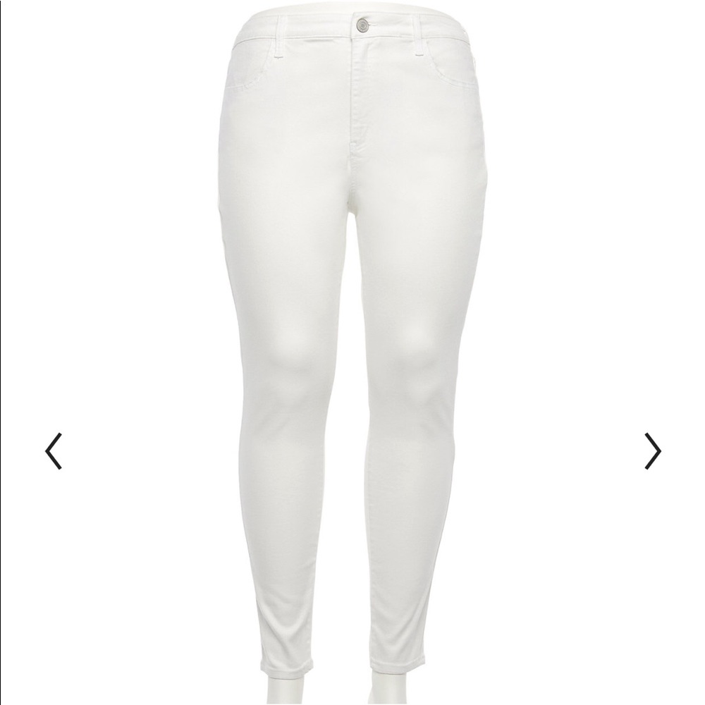 SO white jeans